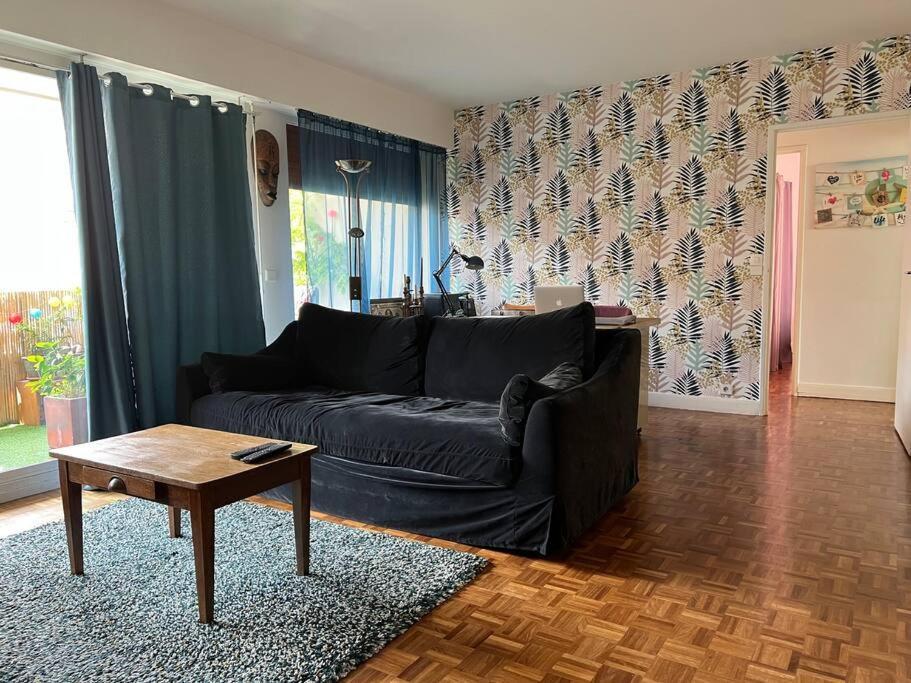 Grand Appartement Avec Balcon Et Parking Gratuit Sur Place Paris Dış mekan fotoğraf